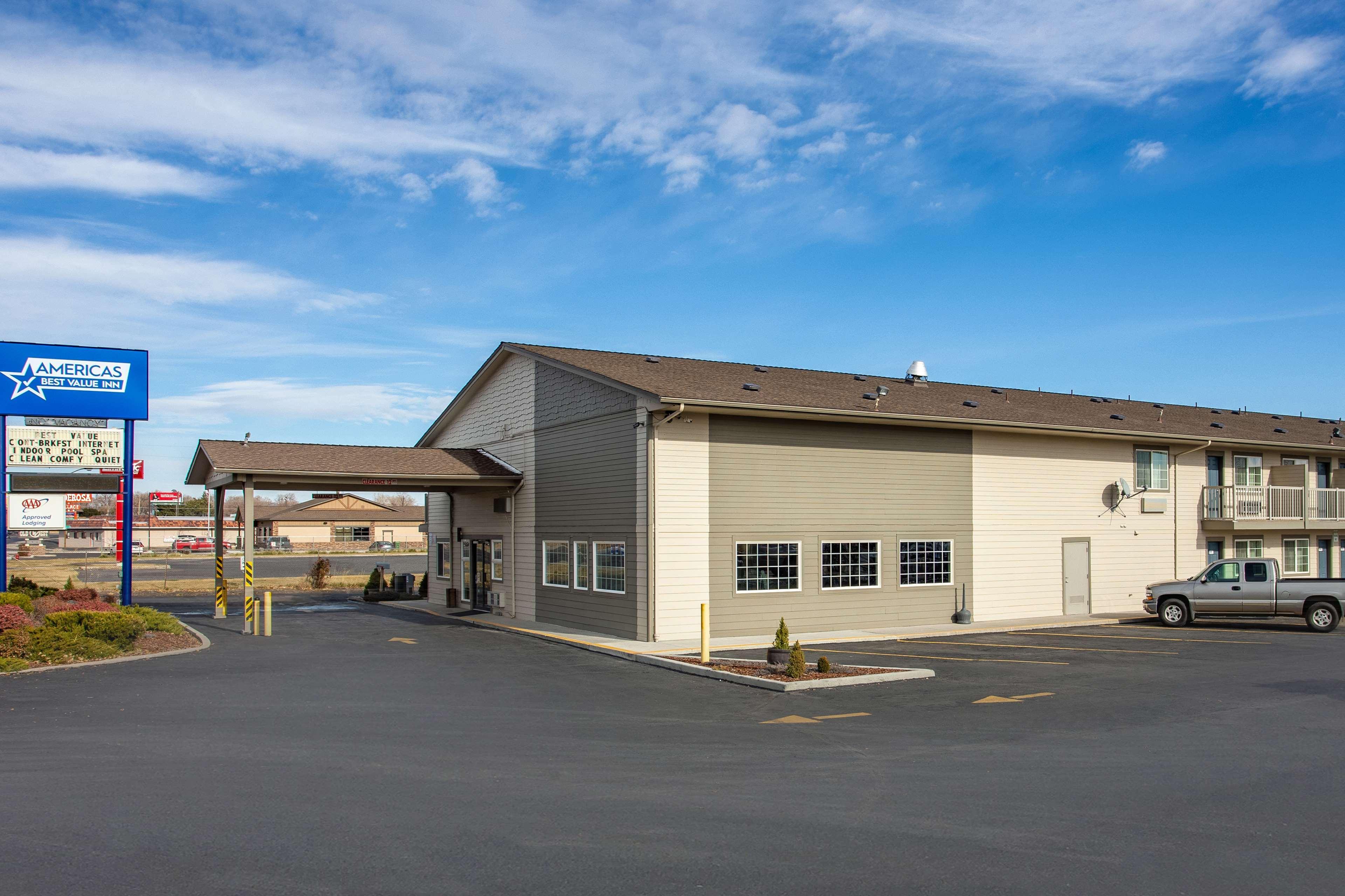Americas Best Value Inn Burns Eksteriør bilde