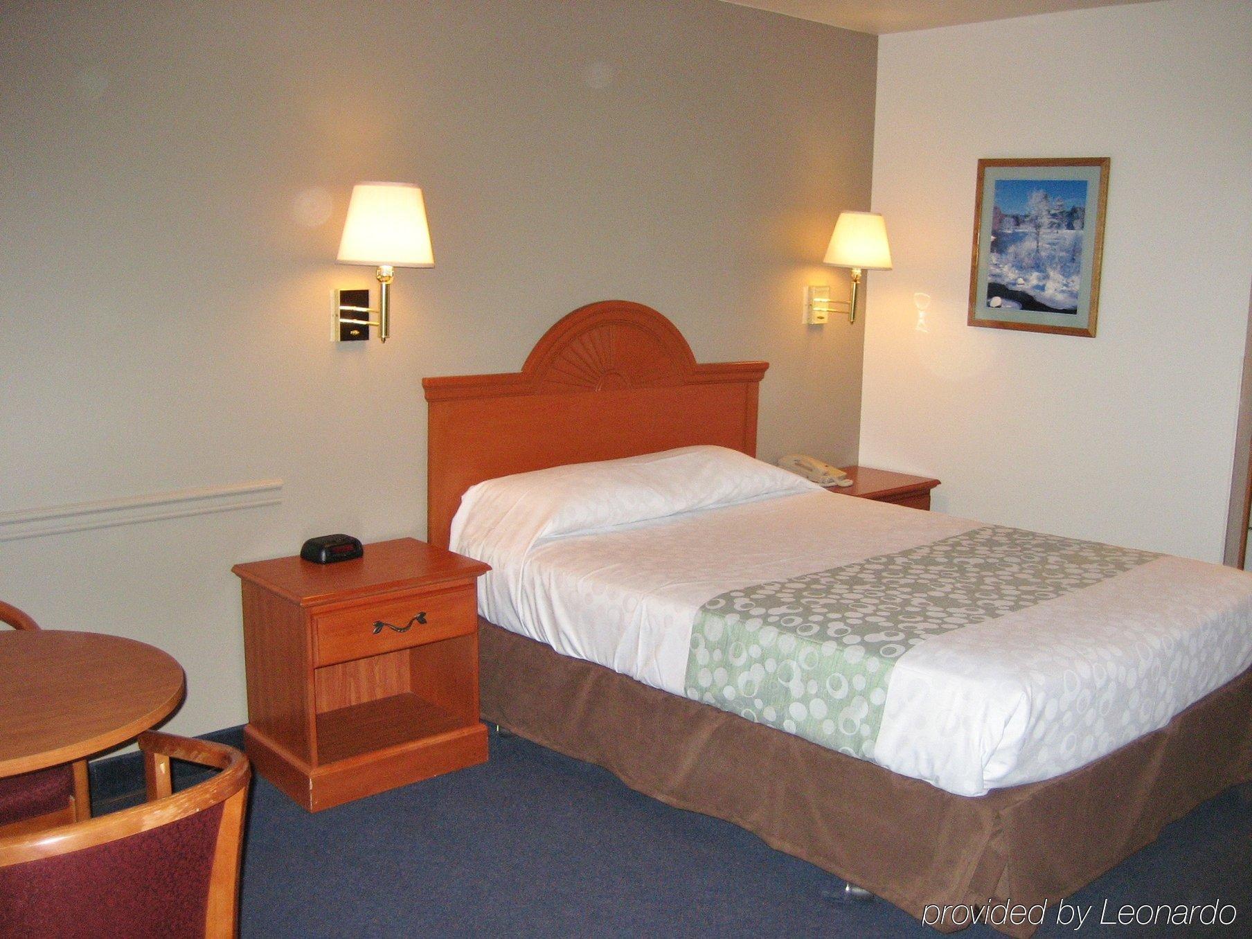 Americas Best Value Inn Burns Eksteriør bilde