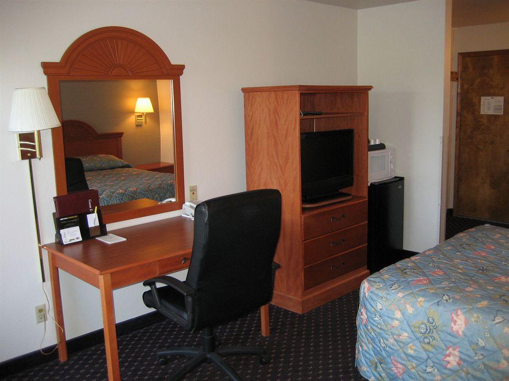 Americas Best Value Inn Burns Eksteriør bilde