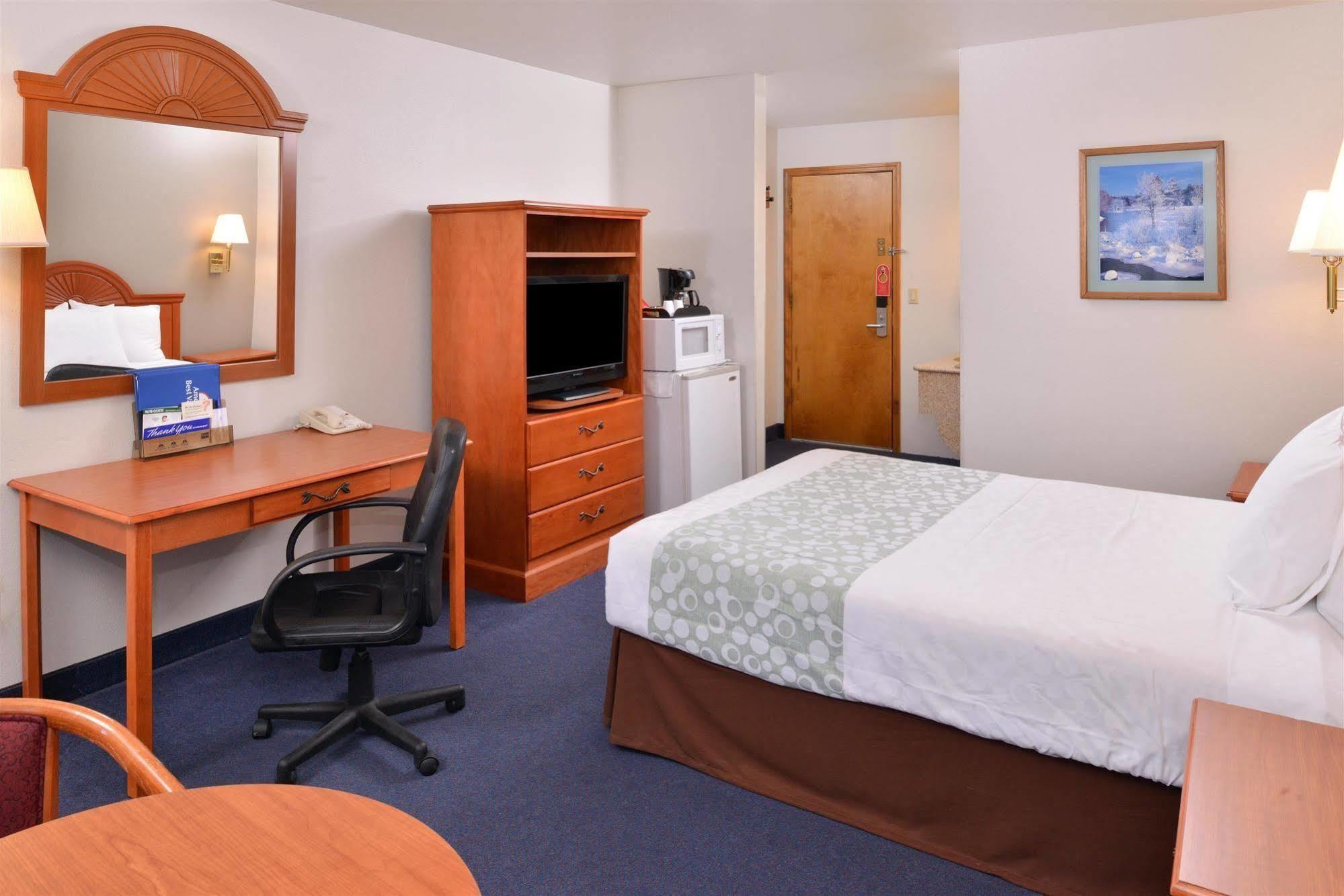 Americas Best Value Inn Burns Eksteriør bilde